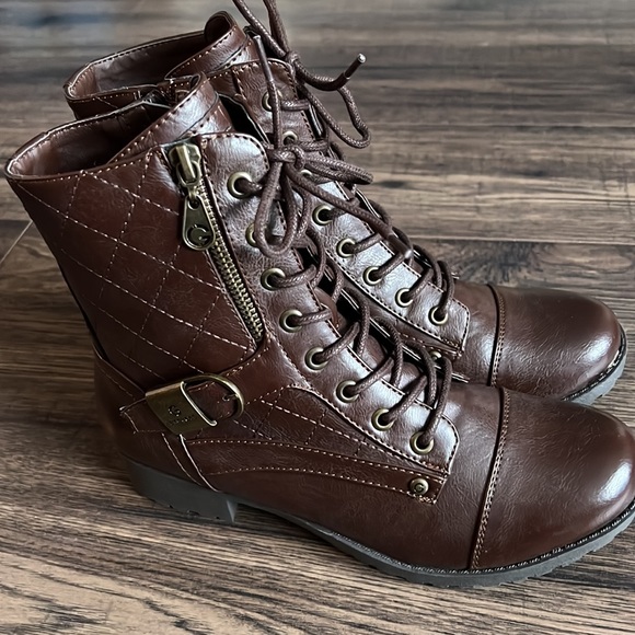 G by Guess Boots - Picture 4 of 11